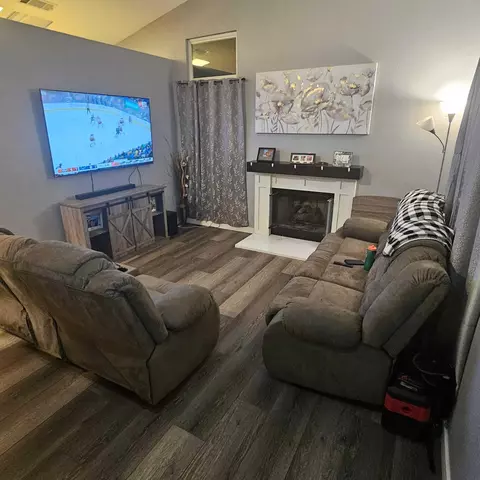Living - 36833 57th St E, Palmdale, CA 93552 photo 1 of 4