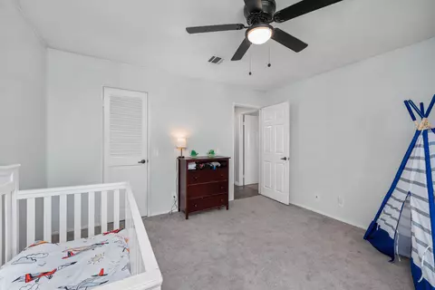 Bedroom - 208 Eagle Ln, Palmdale, CA 93551 photo 4 of 7