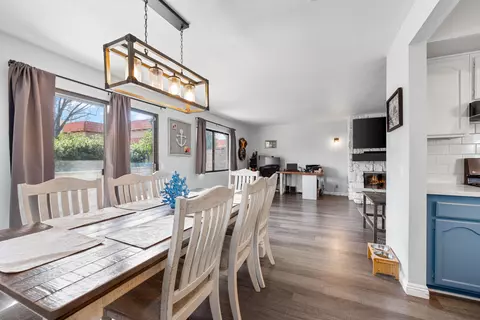 Dining - 208 Eagle Ln, Palmdale, CA 93551 photo 3 of 4