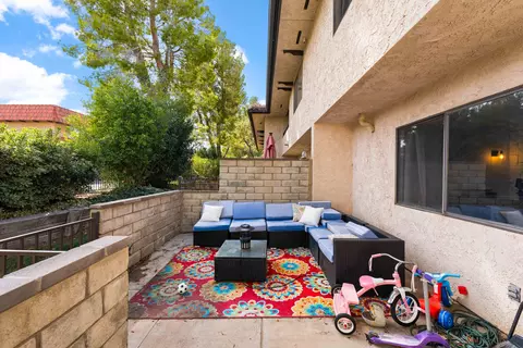 Exterior - 208 Eagle Ln, Palmdale, CA 93551 photo 12 of 16