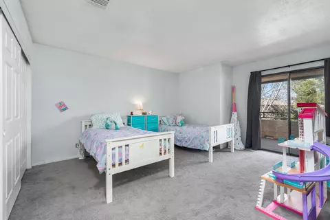 Bedroom - 208 Eagle Ln, Palmdale, CA 93551 photo 1 of 7