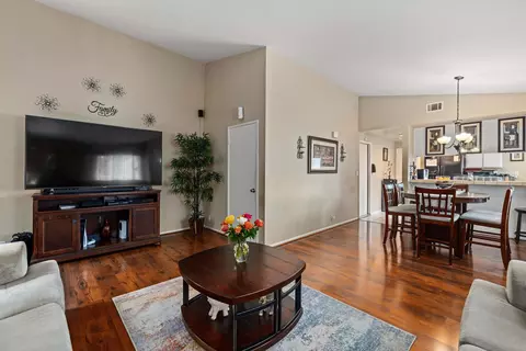 43733 Bravo Ln, Lancaster, CA 93535 photo 4