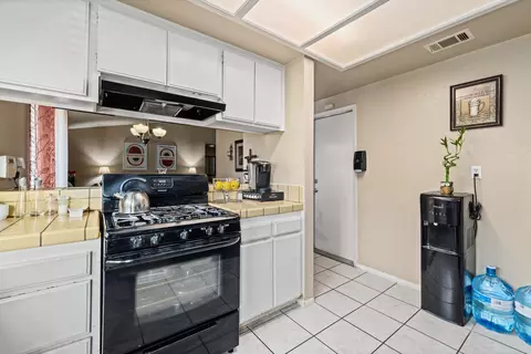 43733 Bravo Ln, Lancaster, CA 93535 photo 9