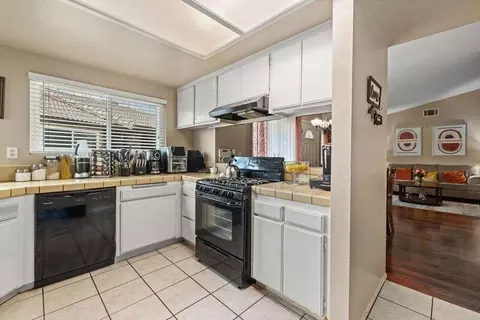 43733 Bravo Ln, Lancaster, CA 93535 photo 10