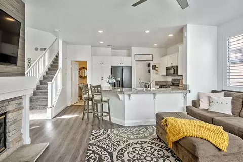 Other - 30414 Sequoia Ct, Castaic, CA 91384 photo 6 of 7