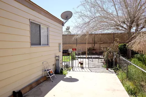 2330 Ave J8 E #SPC E, Lancaster, CA 93535 photo 9