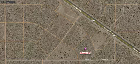 235 X4 E, Llano, CA 93544 photo 2