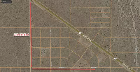 235 X4 E, Llano, CA 93544