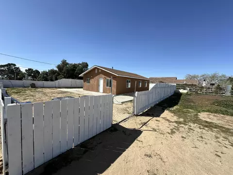 46441 140th St E, Lancaster, CA 93535 photo 2