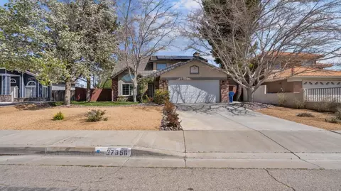 37356 Downing St, Palmdale, CA 93550