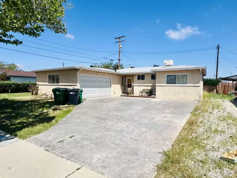 641 Lancaster Blvd E, Lancaster, CA 93535