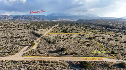 Vac Avenue Y, Llano, CA 93544