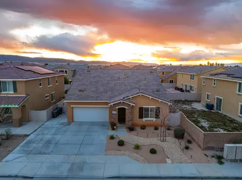 View/Area - 43903 Windrose Pl, Lancaster, CA 93536 photo 4 of 5