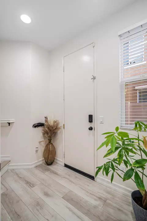 Entry Way - 43903 Windrose Pl, Lancaster, CA 93536 photo 7 of 8