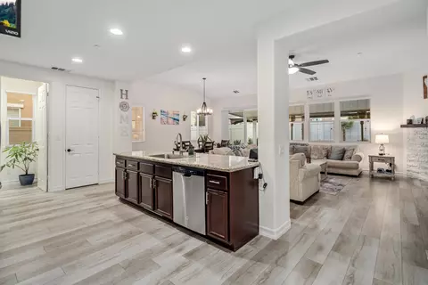 Entry Way - 43903 Windrose Pl, Lancaster, CA 93536 photo 3 of 8
