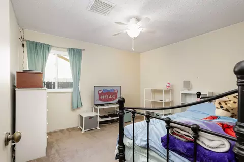 Bedroom - 1621 Crestview Ct, Lancaster, CA 93535 photo 4 of 4