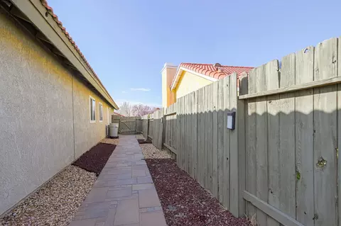 Exterior - 1621 Crestview Ct, Lancaster, CA 93535 photo 8 of 8