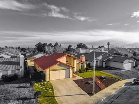 View/Area - 1621 Crestview Ct, Lancaster, CA 93535 photo 1 of 5