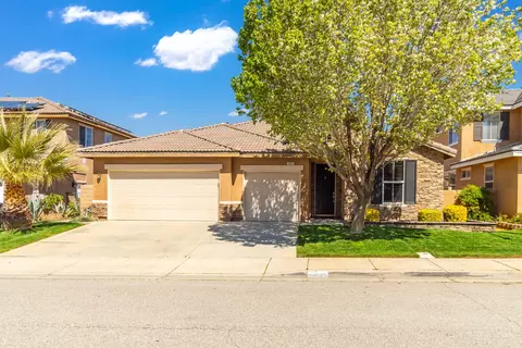 3821 Belleza Way, Palmdale, CA 93551