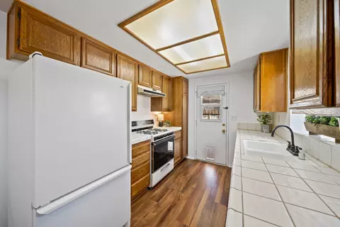 Kitchen - 4103 Adobe Dr, Palmdale, CA 93552 photo 2 of 3