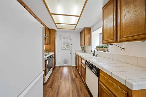 Kitchen - 4103 Adobe Dr, Palmdale, CA 93552 photo 1 of 3