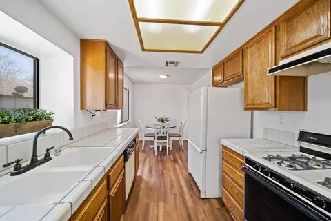Kitchen - 4103 Adobe Dr, Palmdale, CA 93552 photo 3 of 3