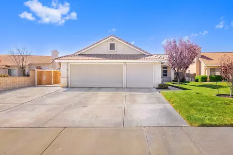 3730 Vireo Dr, Lancaster, CA 93536
