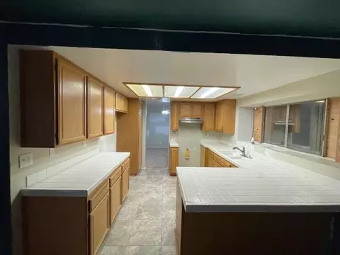 Kitchen - 2331 Kildare St E, Lancaster, CA 93535 photo 2 of 2