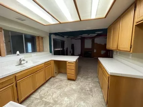 Kitchen - 2331 Kildare St E, Lancaster, CA 93535 photo 1 of 2