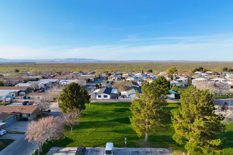45465 25th St E #180, Lancaster, CA 93535 photo 19