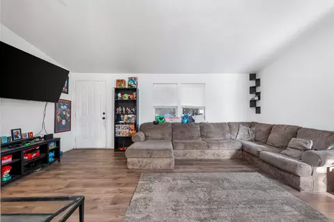 45465 25th St E #180, Lancaster, CA 93535 photo 6