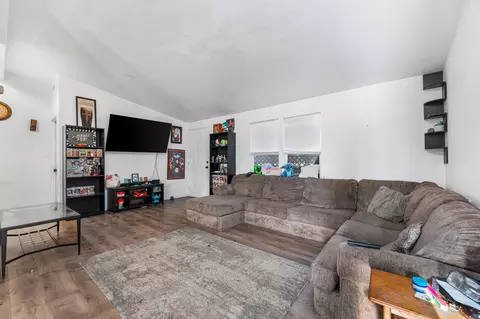 45465 25th St E #180, Lancaster, CA 93535 photo 7