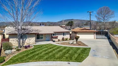 23 Pauley Ct, Tehachapi, CA 93561