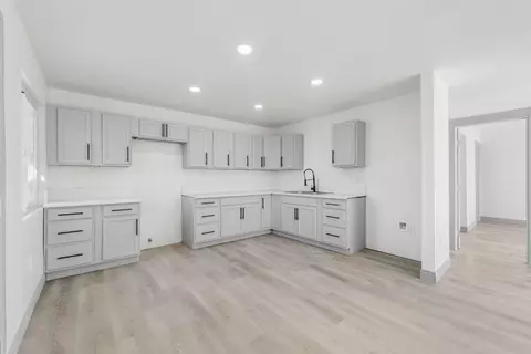Kitchen - 12697 Daisy St, Boron, CA 93516 photo 2 of 2
