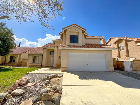 43221 8th St E, Lancaster, CA 93535
