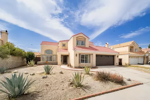 Exterior - 38101 52nd St E, Palmdale, CA 93552 photo 2 of 4