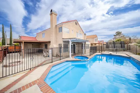 Exterior - 38101 52nd St E, Palmdale, CA 93552 photo 4 of 4