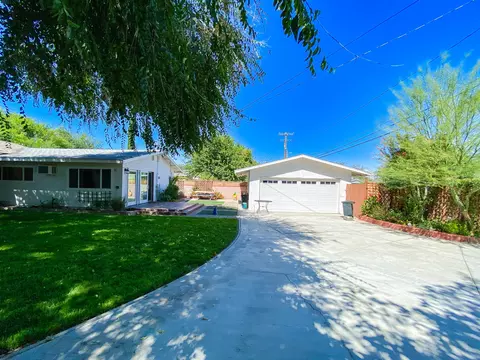 Exterior - 44848 Kingtree Ave, Lancaster, CA 93534 photo 9 of 13