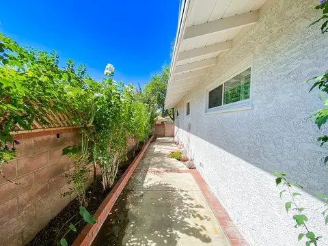 Exterior - 44848 Kingtree Ave, Lancaster, CA 93534 photo 11 of 13