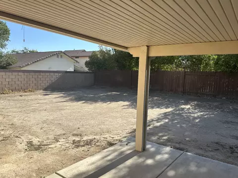 45829 Suffolk Dr, Lancaster, CA 93534 photo 14