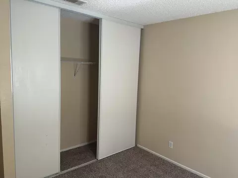 45829 Suffolk Dr, Lancaster, CA 93534 photo 7