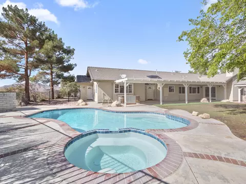Exterior - 31904 Cedarcroft Rd, Acton, CA 93510 photo 7 of 12