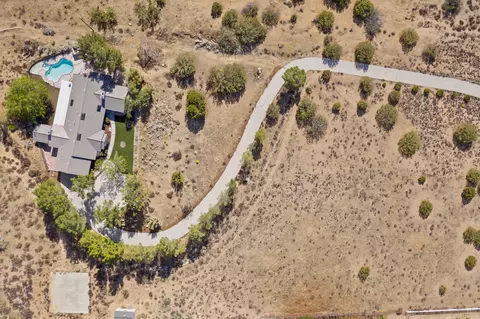 View/Area - 31904 Cedarcroft Rd, Acton, CA 93510 photo 3 of 8