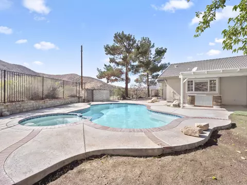 Exterior - 31904 Cedarcroft Rd, Acton, CA 93510 photo 6 of 12