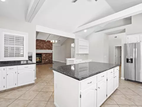 Kitchen - 31904 Cedarcroft Rd, Acton, CA 93510 photo 2 of 4