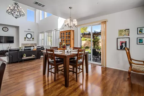 Dining - 43928 Windrose Pl, Lancaster, CA 93536 photo 1 of 2