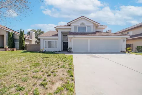 40532 Gorham Ln, Palmdale, CA 93551