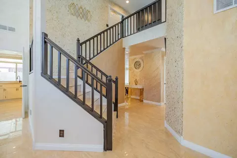 Entry Way - 40532 Gorham Ln, Palmdale, CA 93551 photo 2 of 2