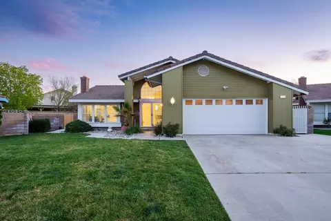 Exterior - 3126 Stevey Way, Lancaster, CA 93536 photo 3 of 10