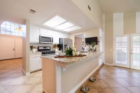 Kitchen - 3126 Stevey Way, Lancaster, CA 93536 photo 5 of 5